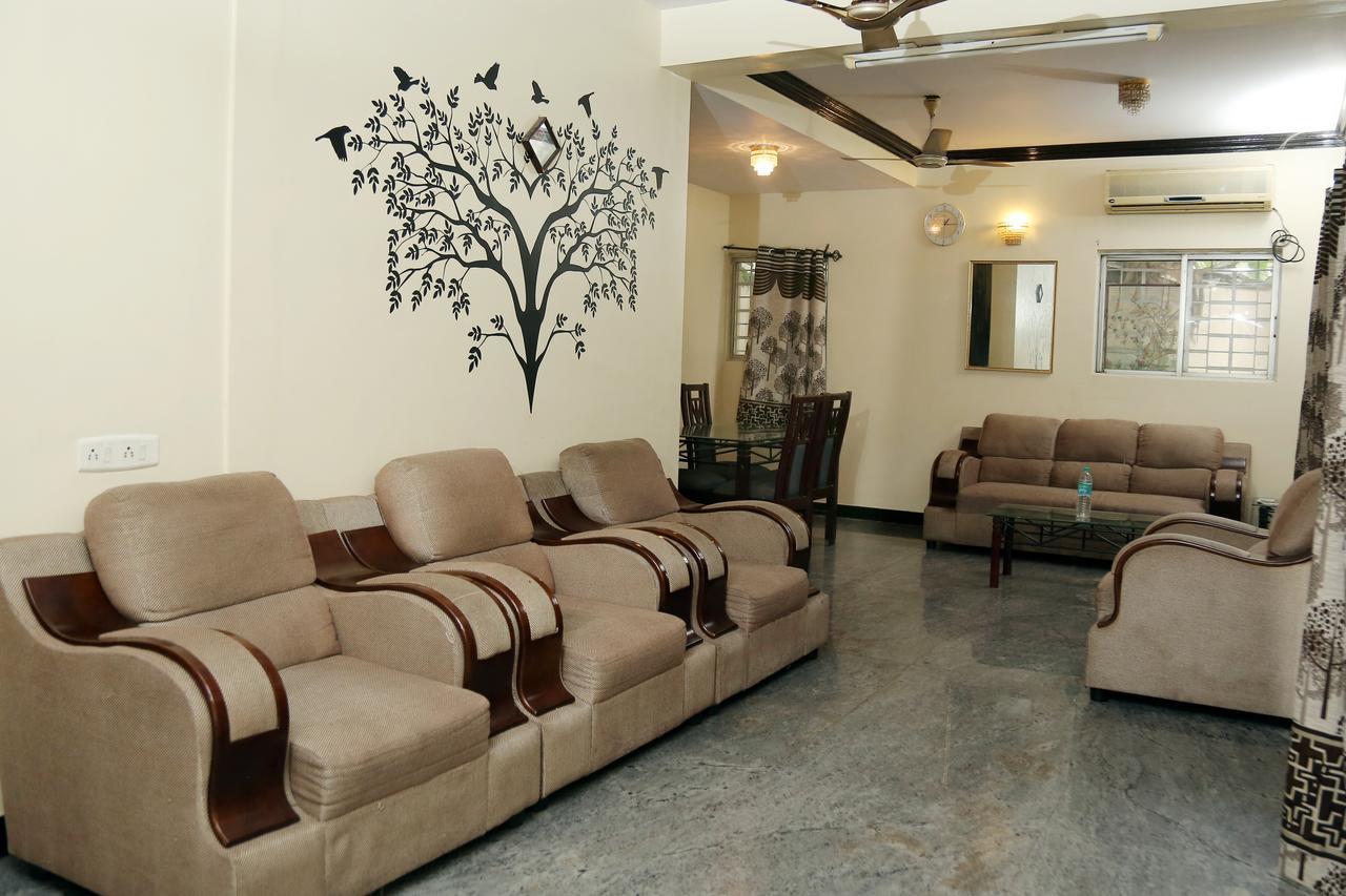 Rich Inn Suites - Next To Accord Metropolitian. Chennai Exterior foto